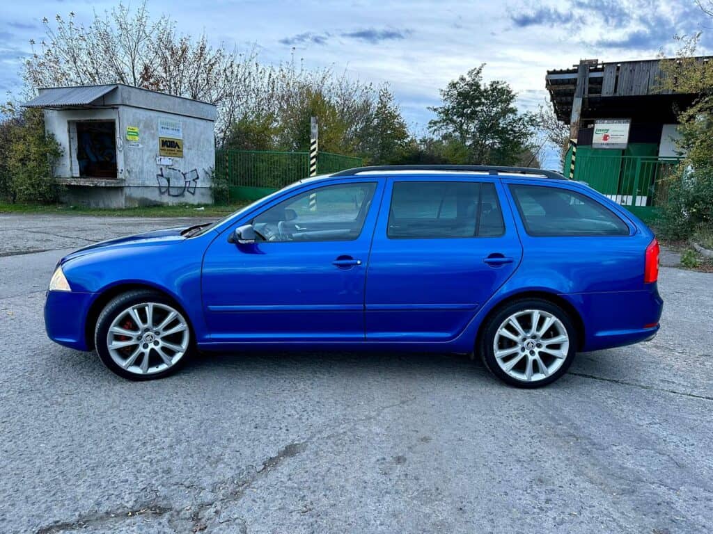 ŠKODA OCTAVIA 2 COMBI RS 2,0 TFSI