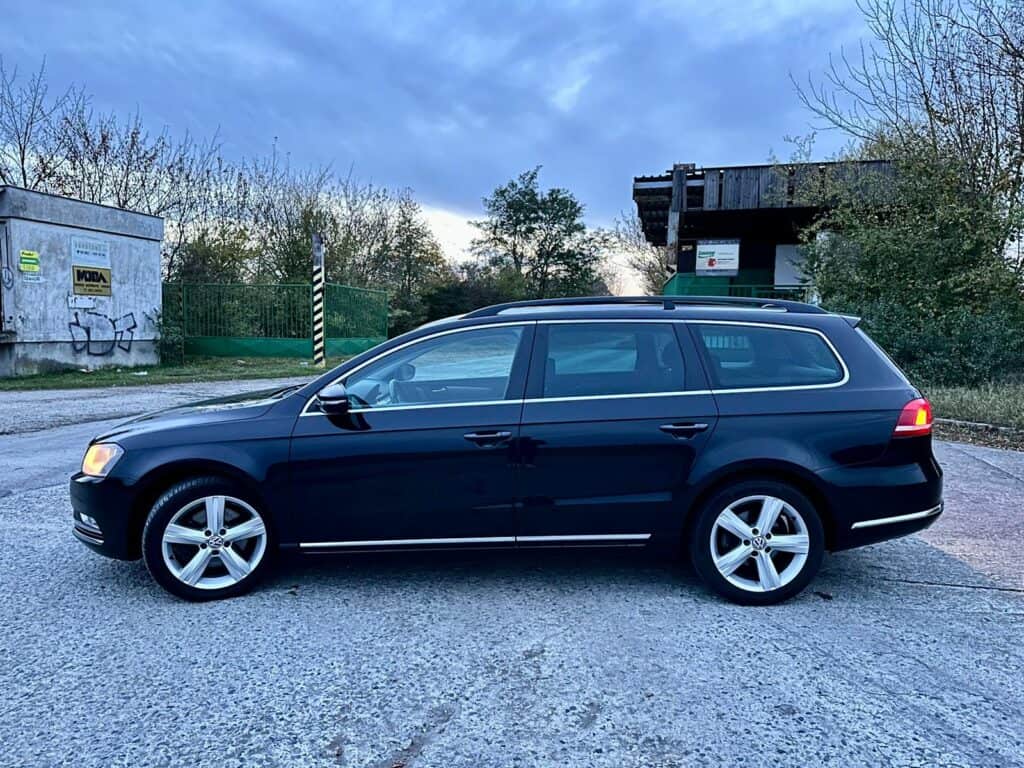 VOLKSWAGEN PASSAT B7 2,0TDI 103 KW kombi