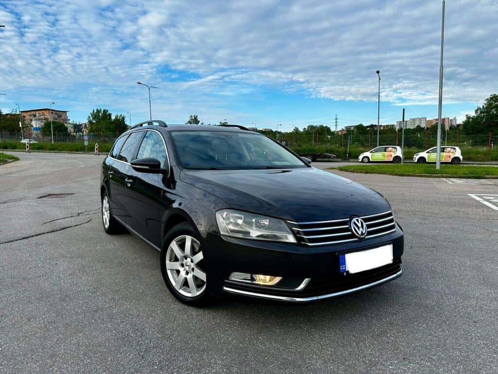 VOLKSWAGEN PASSAT B7 2,0TDI 103 KW kombi new